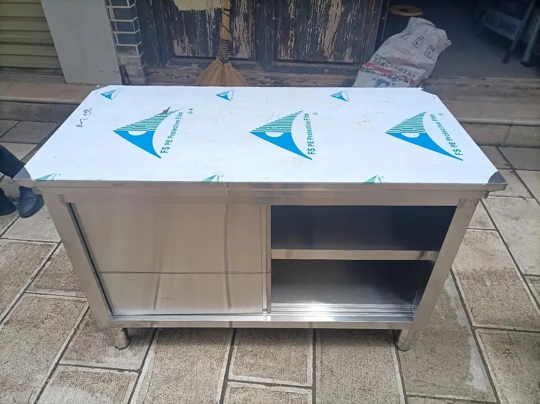 不锈钢工作台2